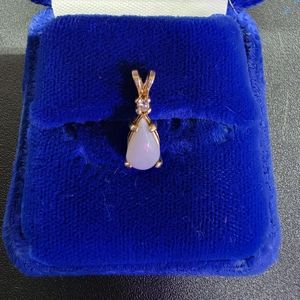 14k Opal Pendant